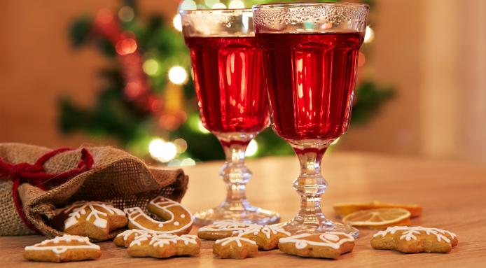 🍪 **Holiday Cookie and Wine Pairing** 🍷